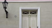 Тарту. Глаз не оторвать от многих дверей и окон